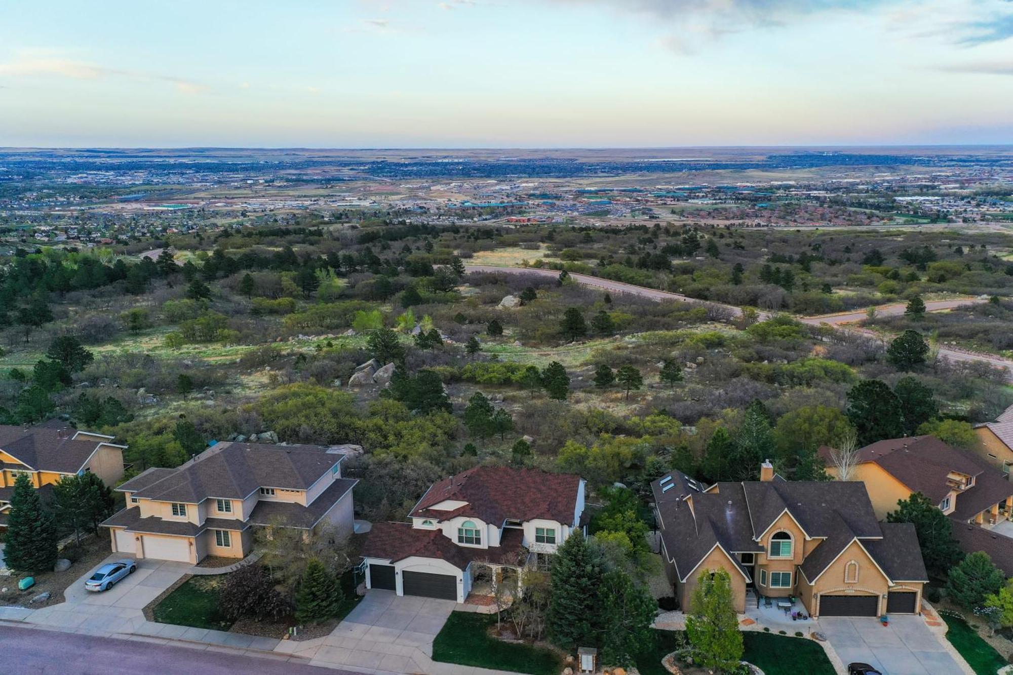 Space Command A Plus Views Bbq Games Prime Location Villa Colorado Springs Exterior photo