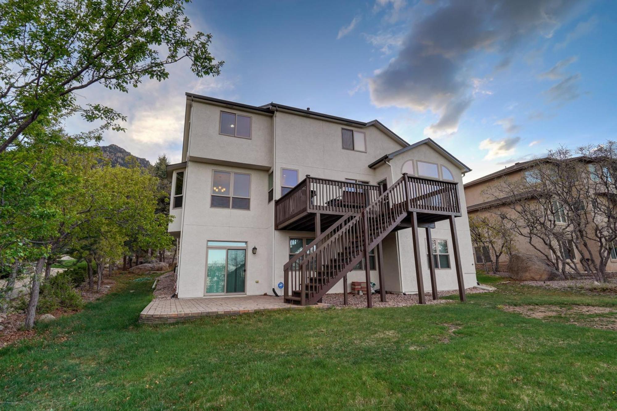 Space Command A Plus Views Bbq Games Prime Location Villa Colorado Springs Exterior photo